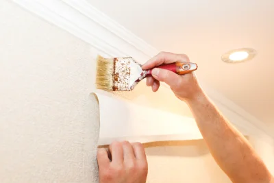 Pose de papier peint au Fraysse — revêtements muraux et toiles de verre